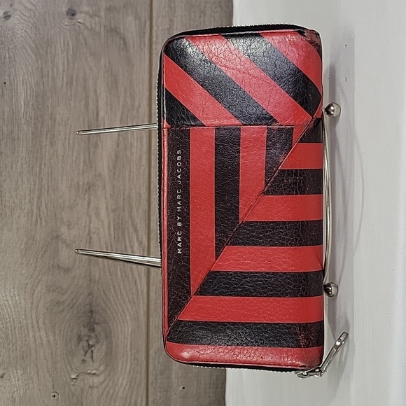 Marc Jacobs Handbags - Marc by Marc Jacobs Red Black Leather Zip Around Wallet
